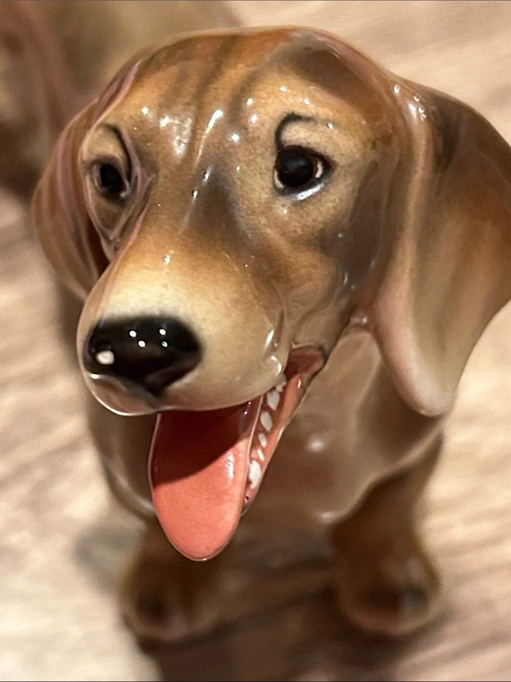 Ceramic Dachshund Figurine - Picture 5 of 5